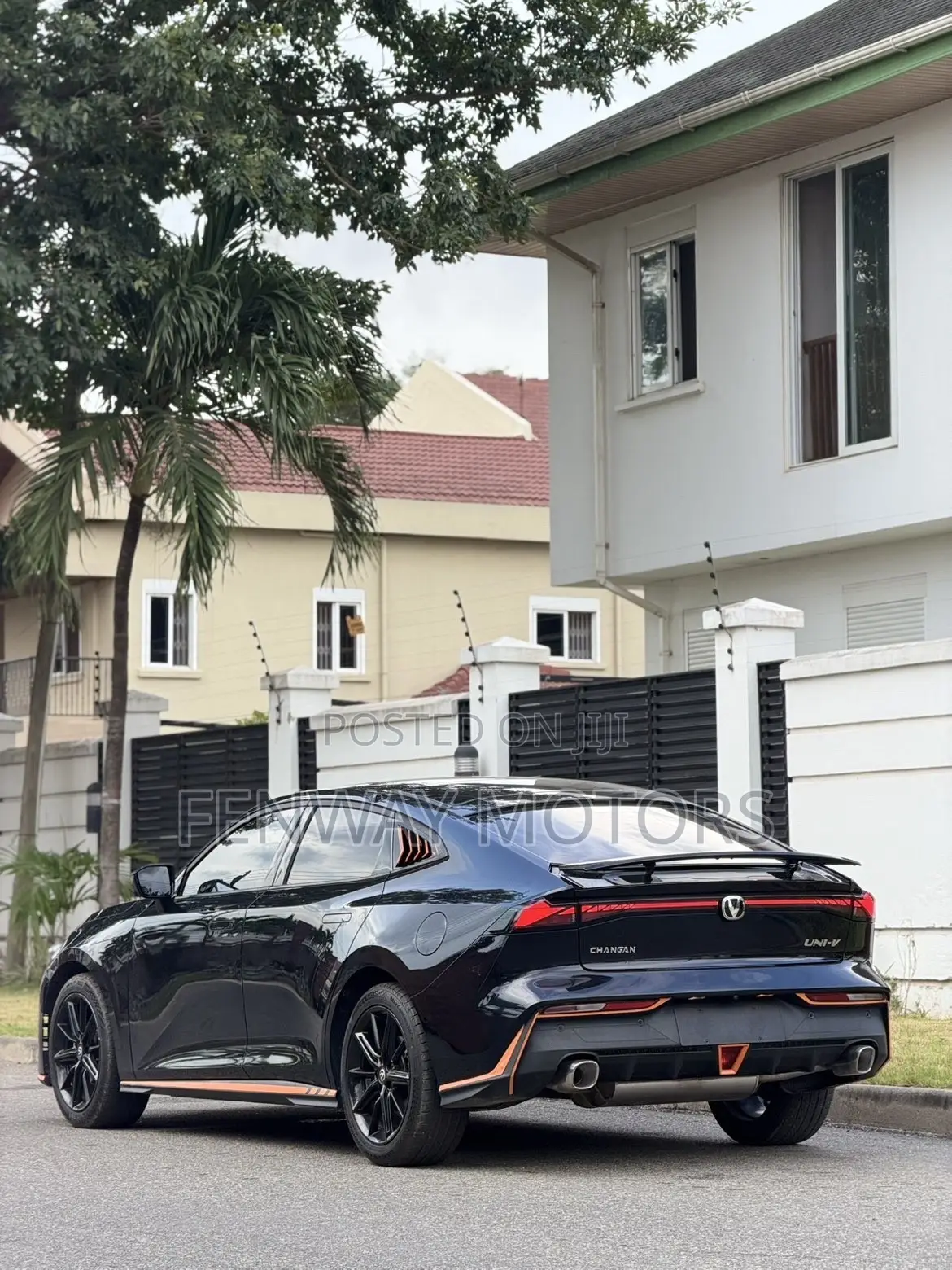 Changan UNI-V 2.0 Petrol FWD 2023 Black