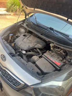 Kia Rio SX 4dr Sedan (1.6L 4cyl 6A) 2012 Silver