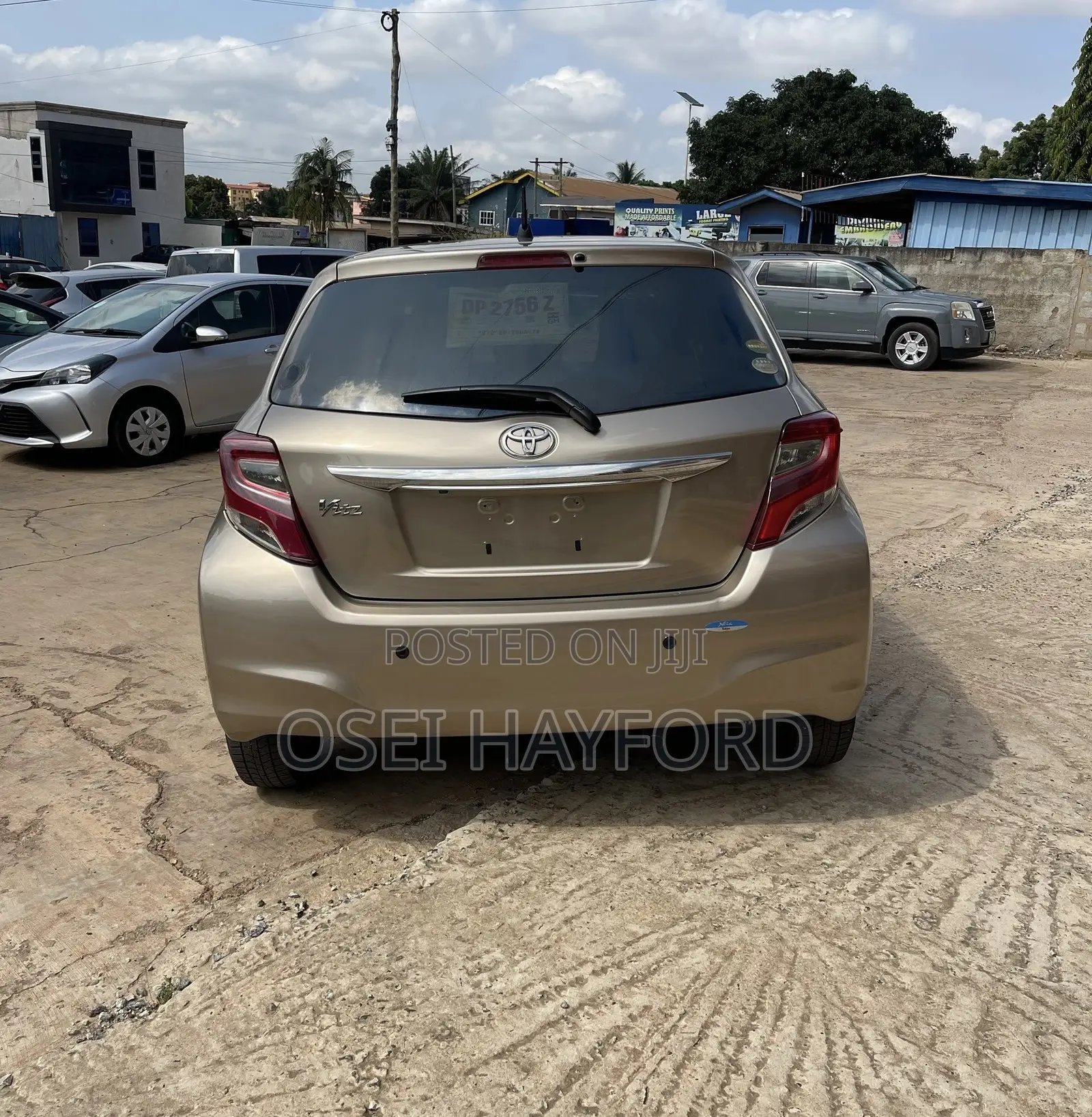 Toyota Vitz 2015