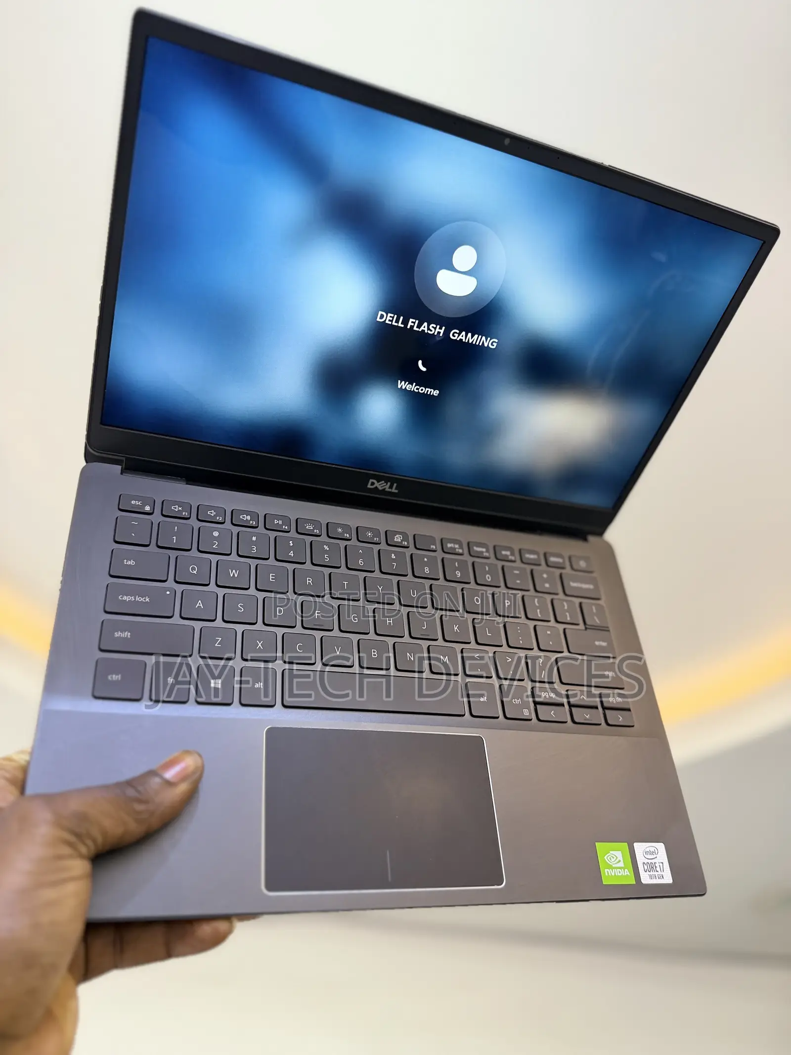 Laptop Dell Vostro 13 5300 8GB Intel Core i7 SSD 256GB