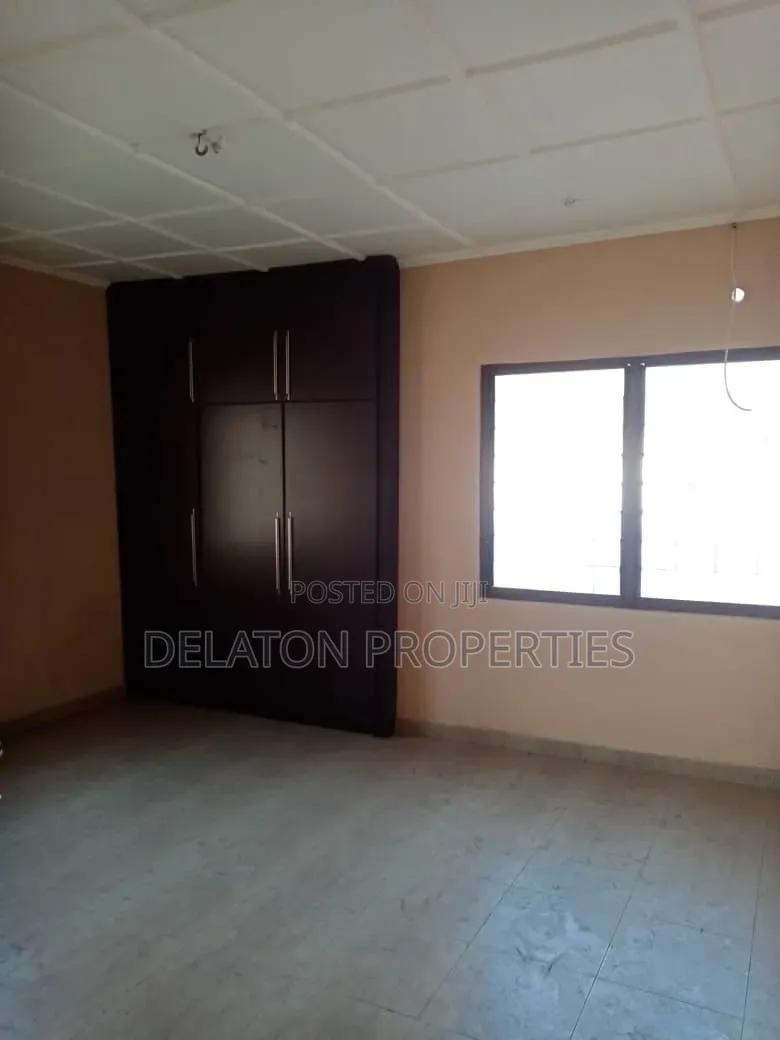 3bdrm Apartment in Accra Poly Area for rent