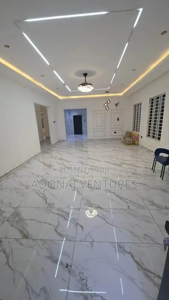 3bdrm House in Sokoban Kwamonma, Kumasi Metropolitan for rent