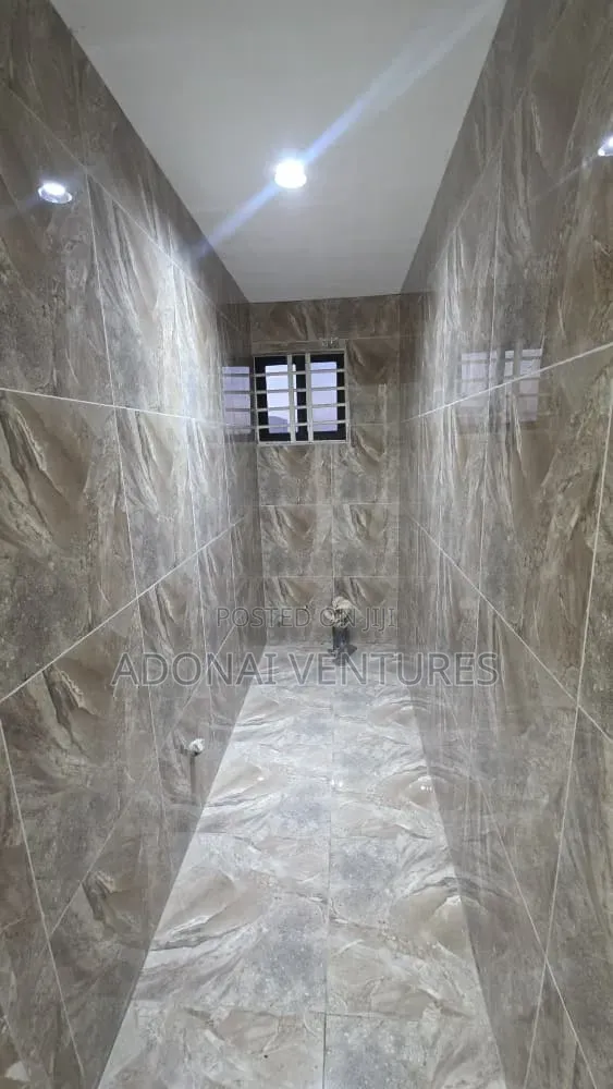 3bdrm House in Sokoban Kwamonma, Kumasi Metropolitan for rent