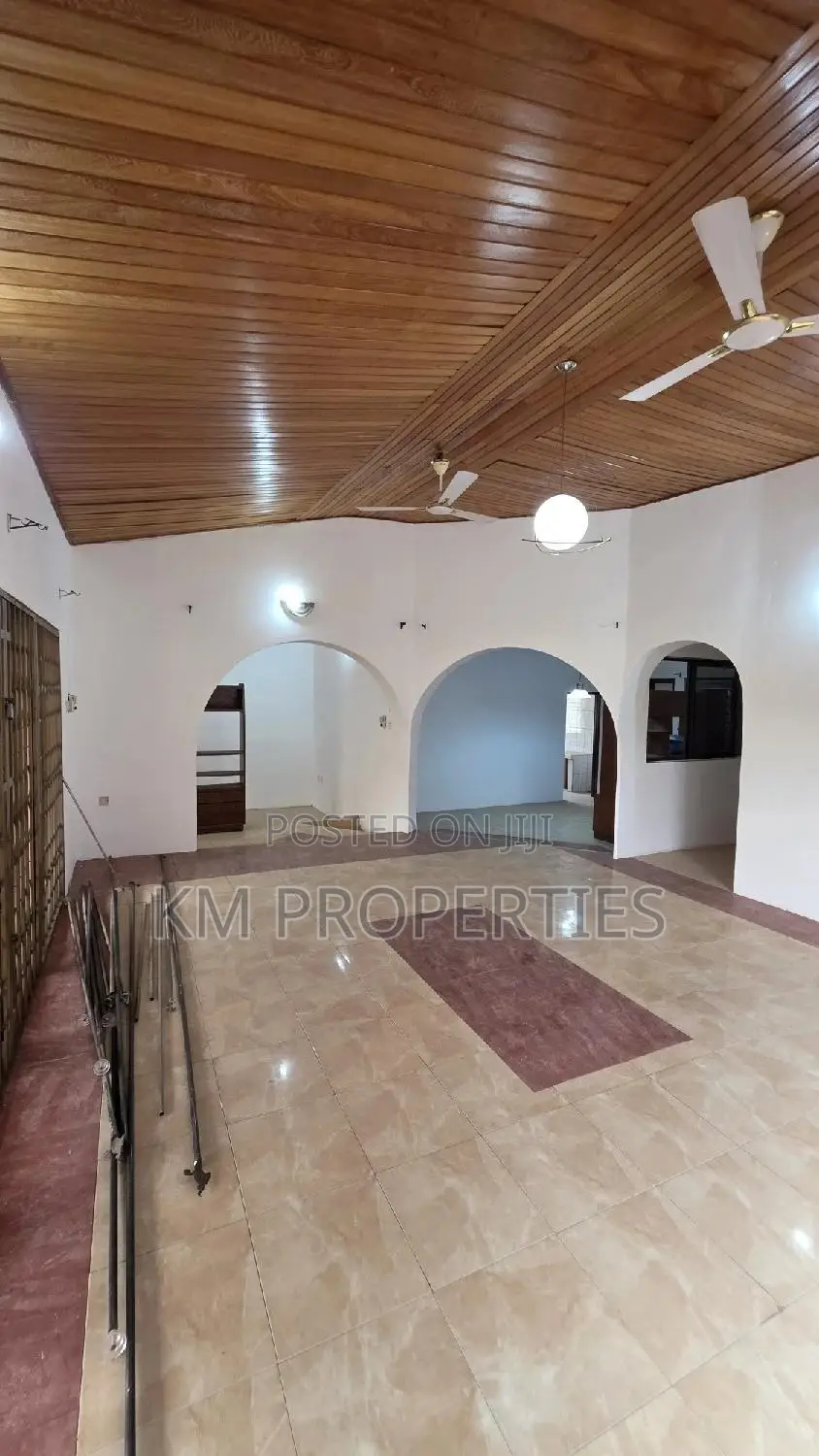 5bdrm Bungalow in Haatso for rent