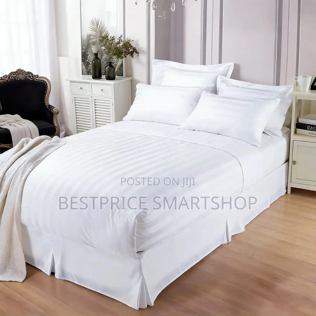 300TC White Pure Cotton Queen Size Bedsheet