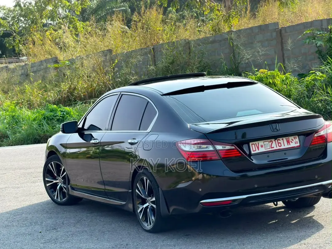 Honda Accord Sport 4dr Sedan FWD (2.4L 4cyl 2A) 2017 White