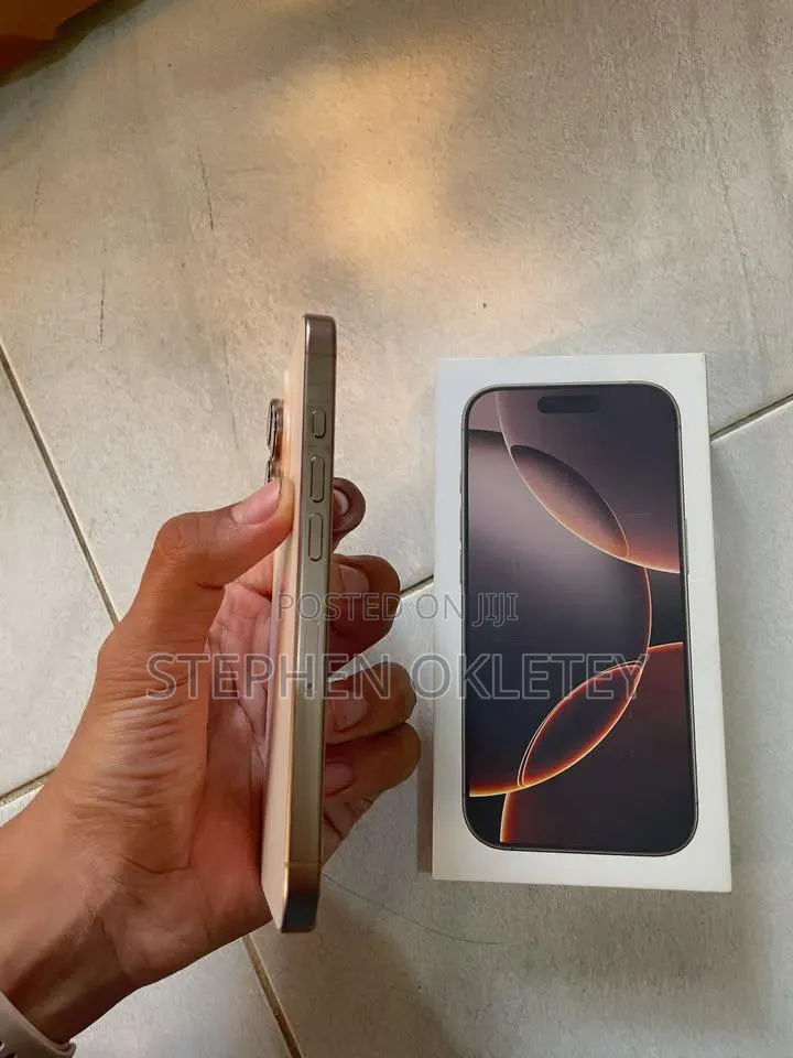 Apple iPhone 16 Pro Max 256 GB Gold