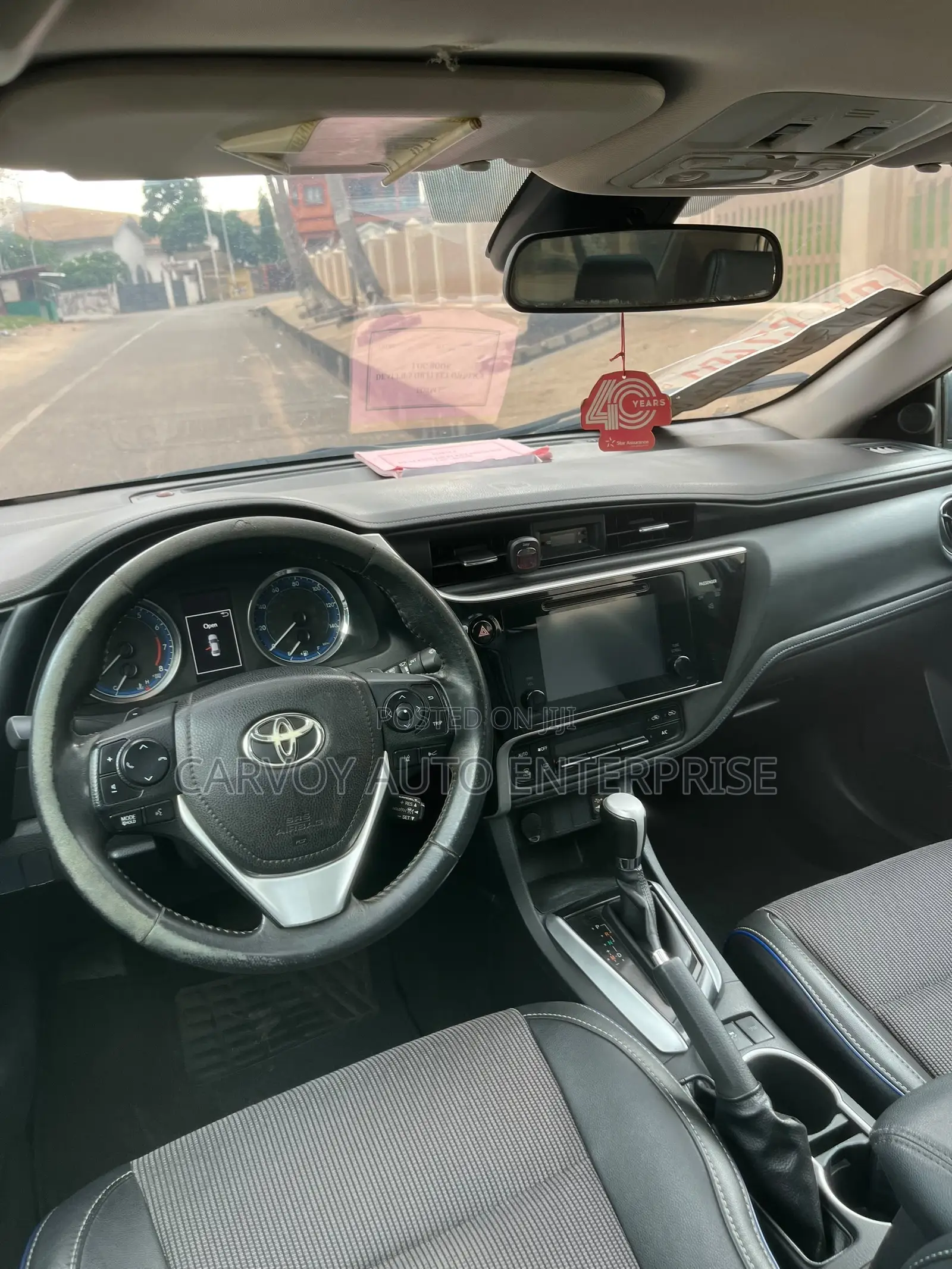 Toyota Corolla SE 4dr Sedan (1.8L 4cyl CVT) 2017 Blue