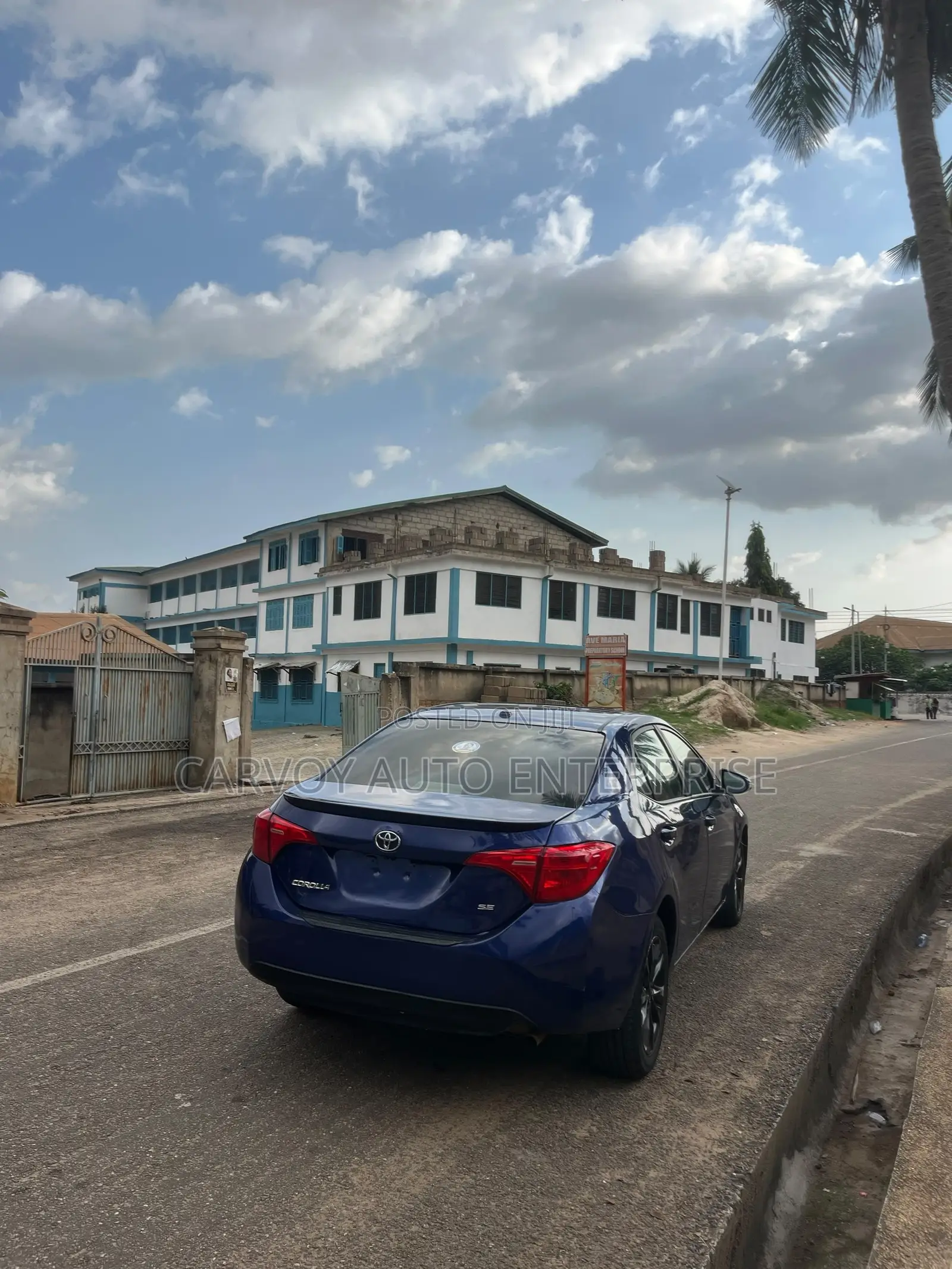 Toyota Corolla SE 4dr Sedan (1.8L 4cyl CVT) 2017 Blue