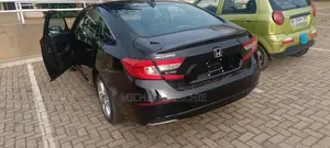 Honda Accord LX (1.5L 4cyl Turbo CVT) 2019 Black