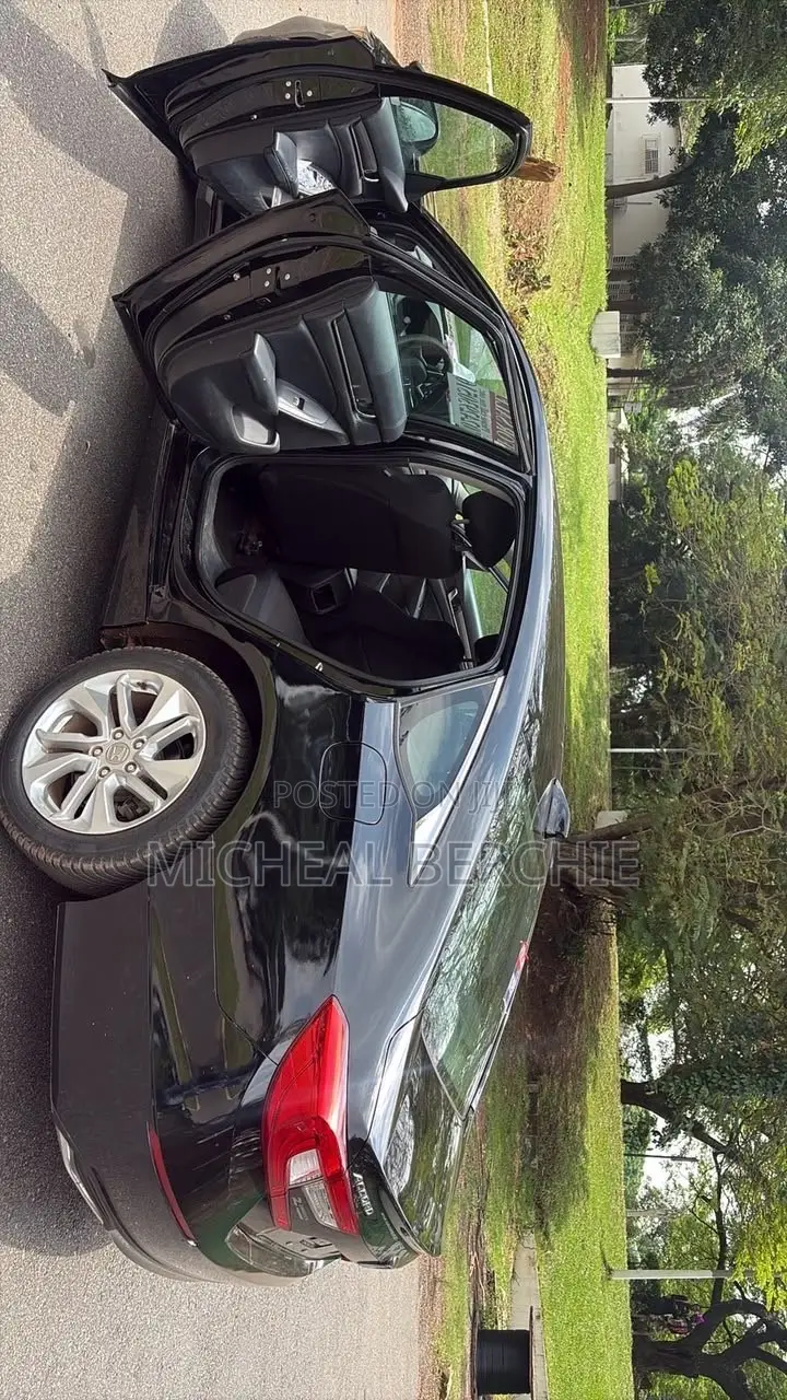 Honda Accord LX (1.5L 4cyl Turbo CVT) 2019 Black