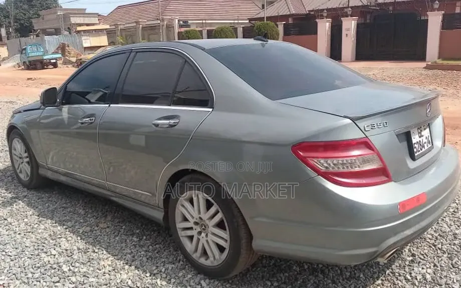 Mercedes-Benz C350 C350 BlueEFFICIENCY RWD 2011 Gray
