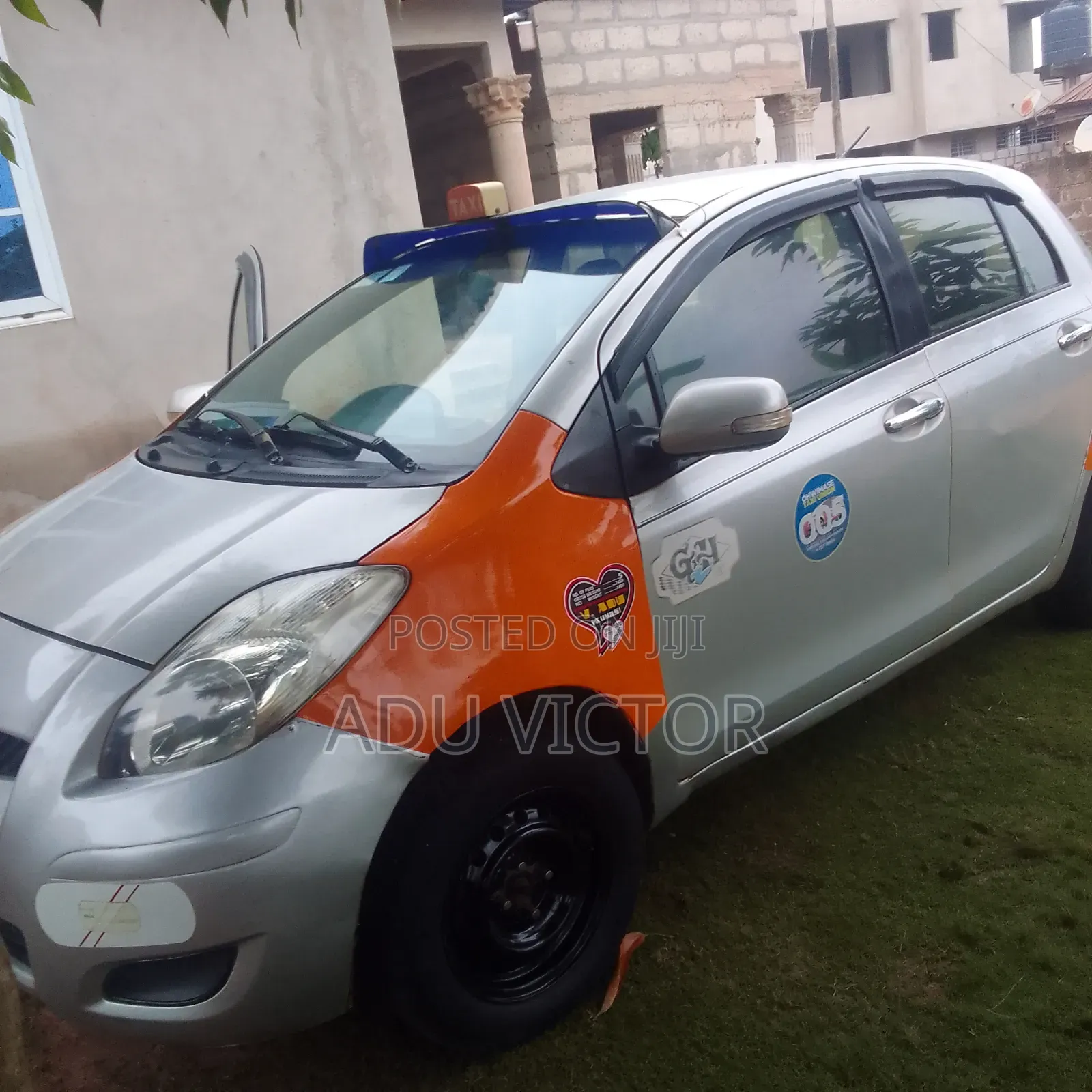 Toyota Vitz 2020 Silver