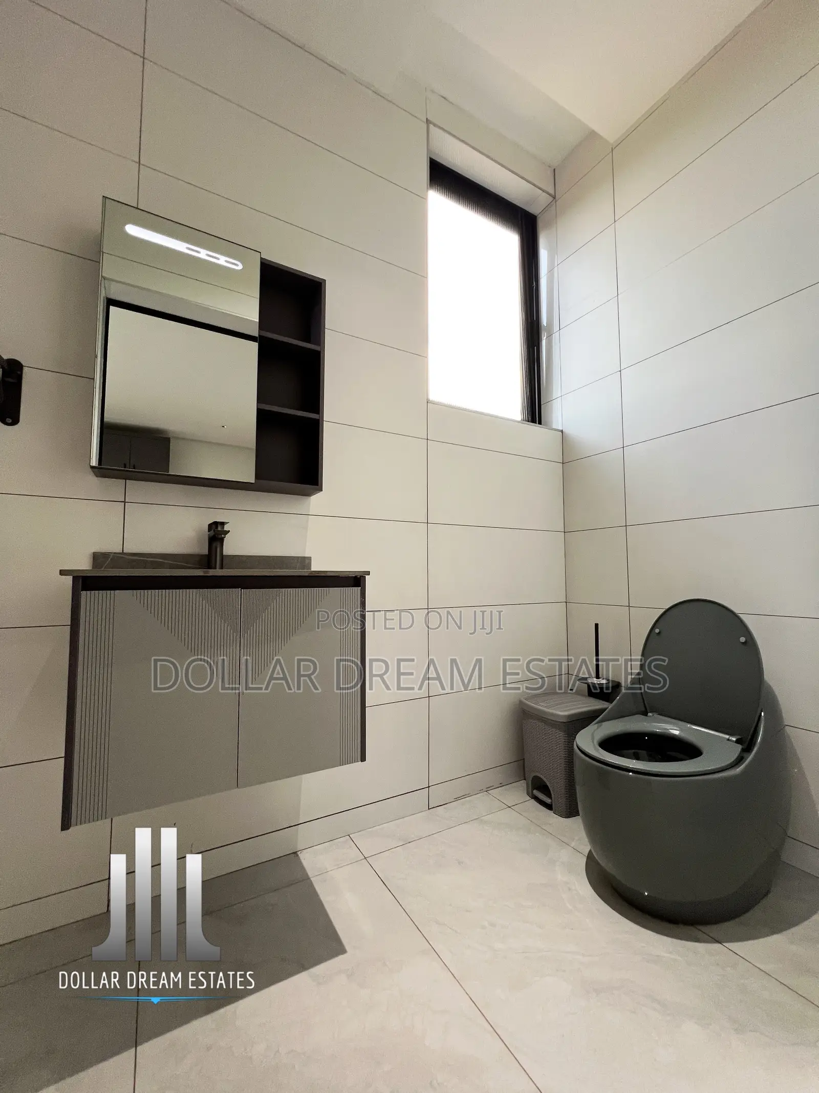 5bdrm House in Airport Residential Area for sale