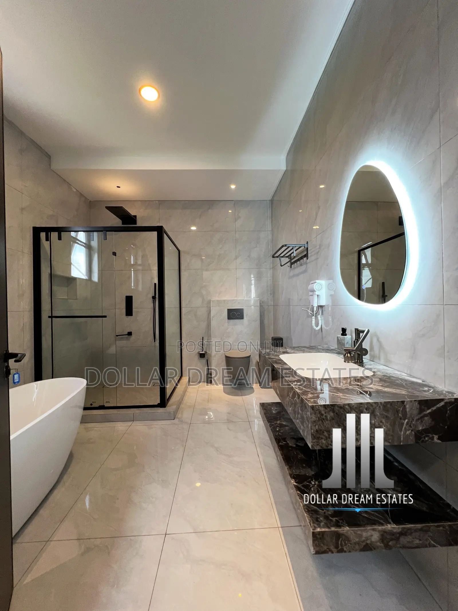 5bdrm House in Airport Residential Area for sale