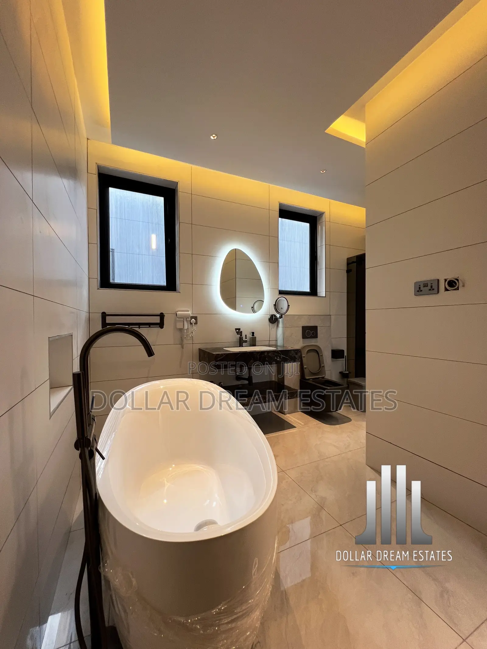 5bdrm House in Airport Residential Area for sale