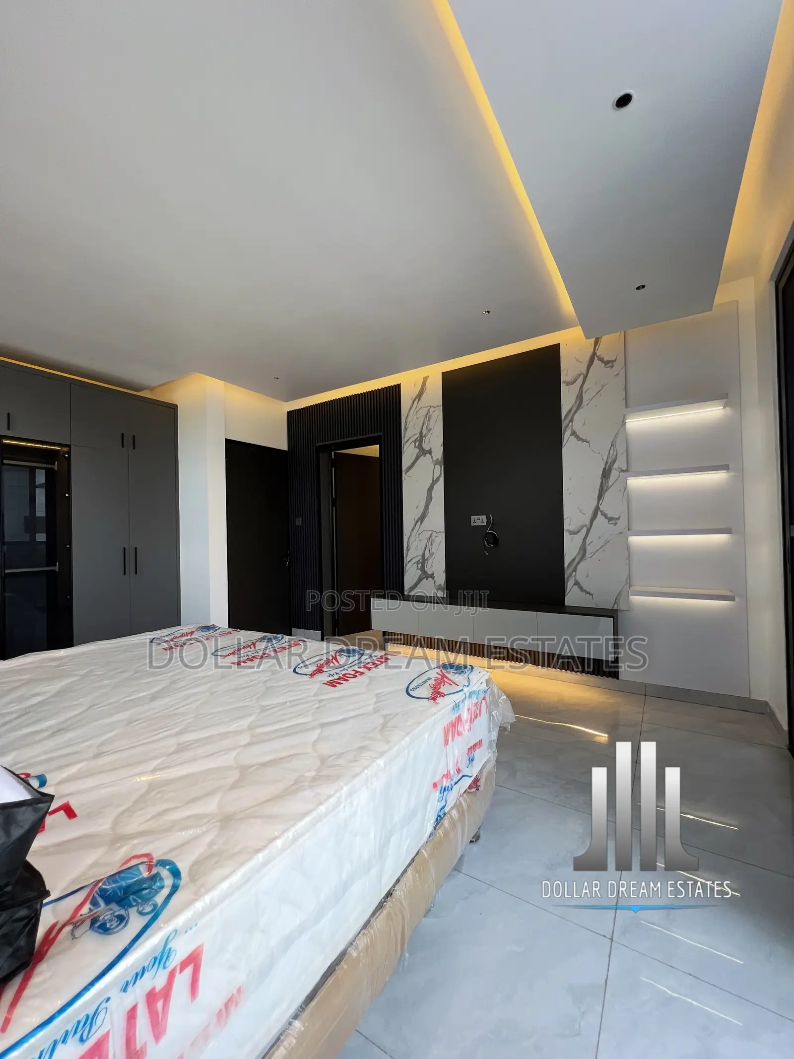 5bdrm House in Airport Residential Area for sale
