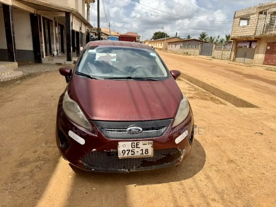 Ford Fiesta SES Hatchback 2012 Brown