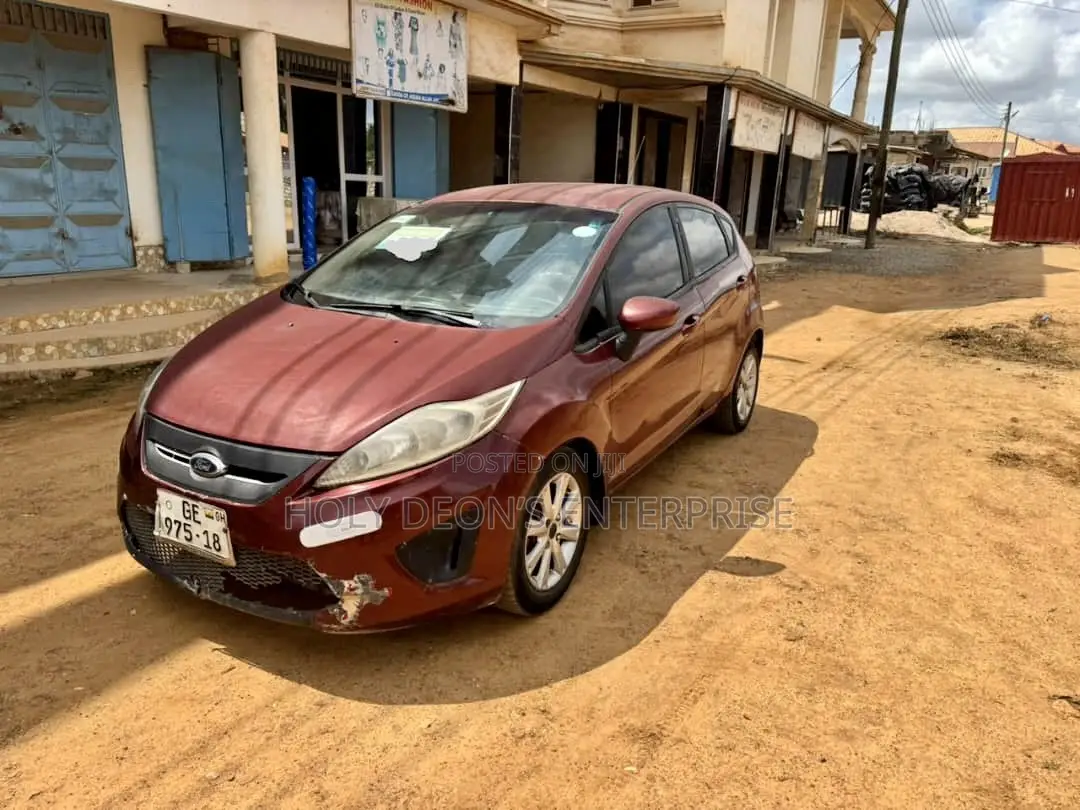 Ford Fiesta SES Hatchback 2012 Brown
