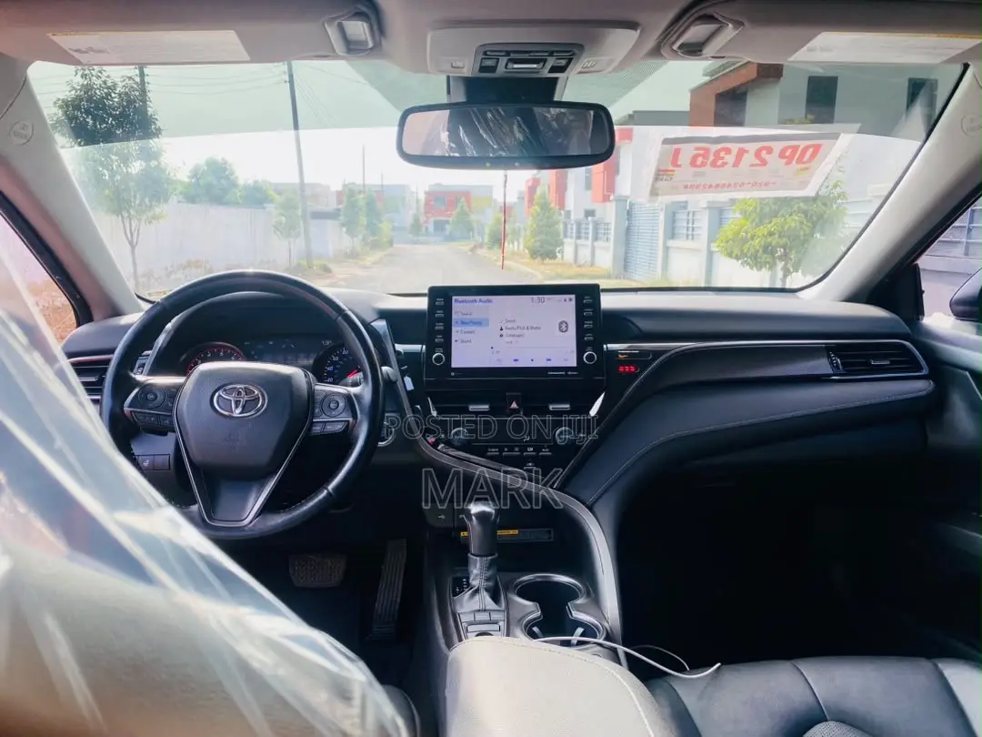 Toyota Camry XSE 2021 Red