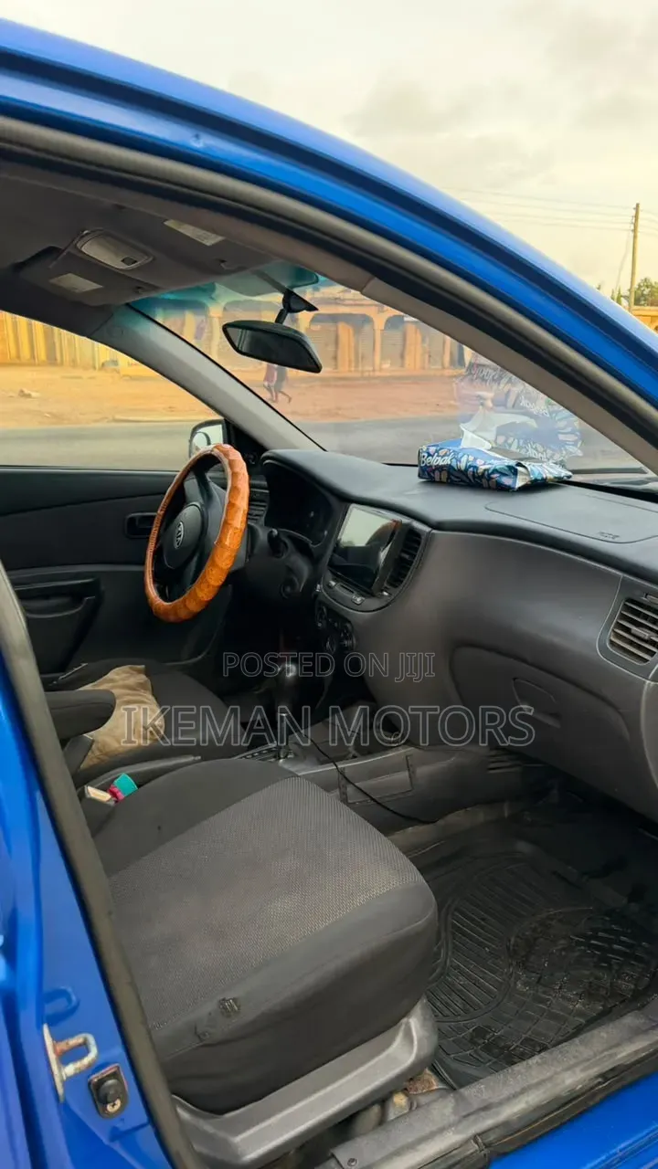 Kia Rio Base 4dr Sedan (1.6L 4cyl 5M) 2011 Blue