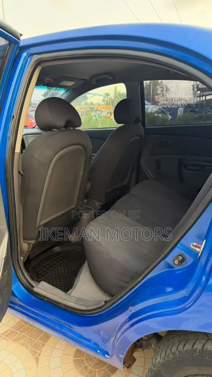 Kia Rio Base 4dr Sedan (1.6L 4cyl 5M) 2011 Blue