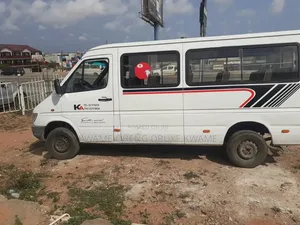 Mercedes-Benz Sprinter 2010 White