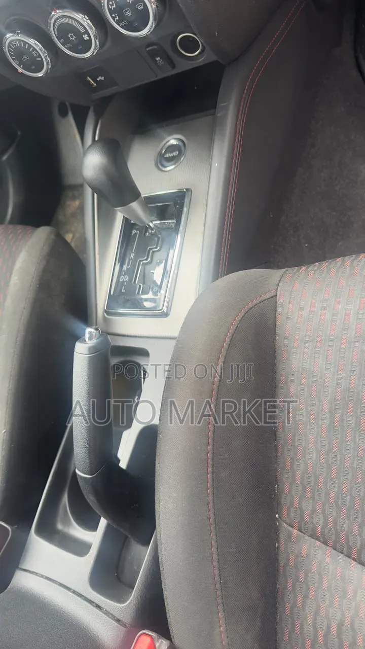 Mitsubishi Outlander SE 4dr SUV (2.4L 4cyl CVT) 2015 Gray