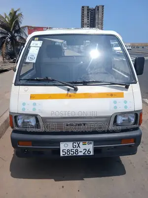 Car 2000 White