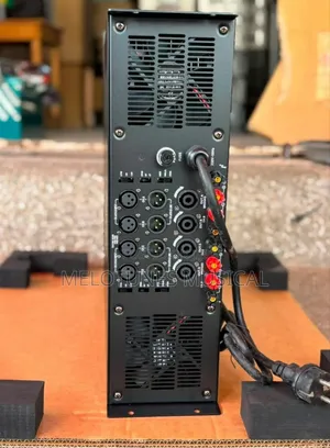 Electro-Voice MA8000 4channel Power Amplifier