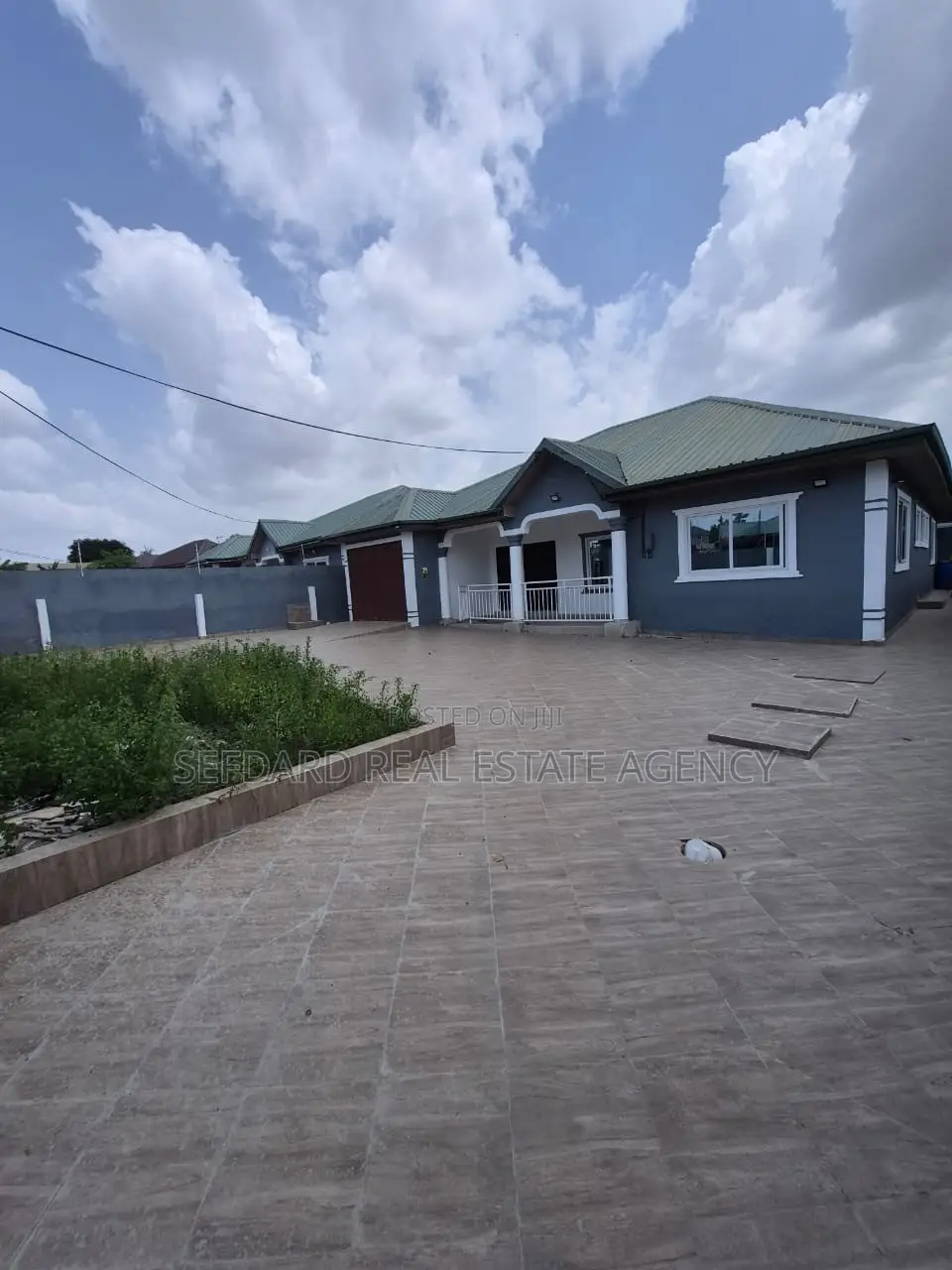 4bdrm House in Sefdard Properties, Amasaman for sale