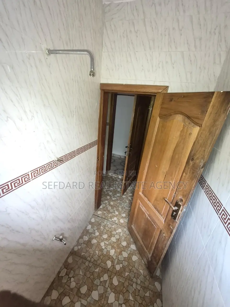 4bdrm House in Sefdard Properties, Amasaman for sale