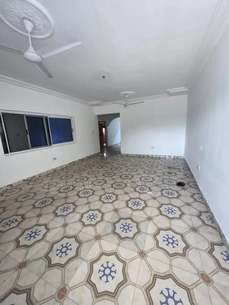 4bdrm House in Sefdard Properties, Amasaman for sale