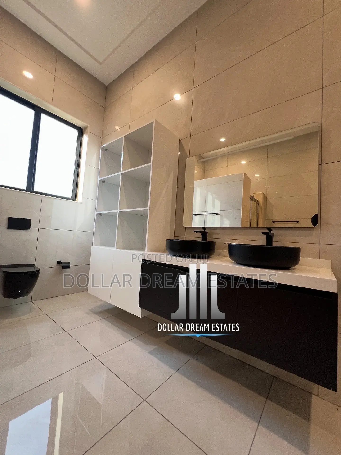 6bdrm House in Airport Residential Area for sale