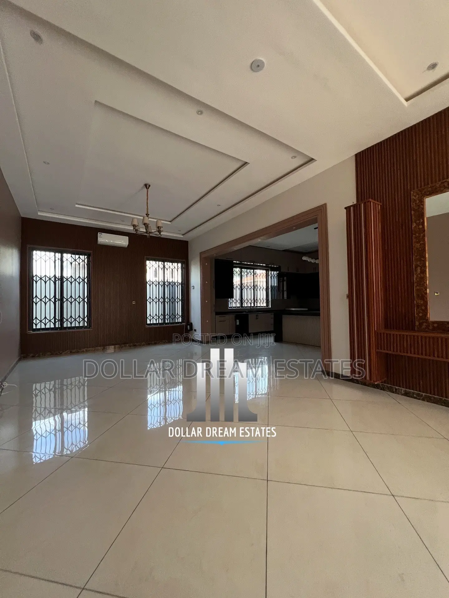 6bdrm House in Airport Residential Area for sale