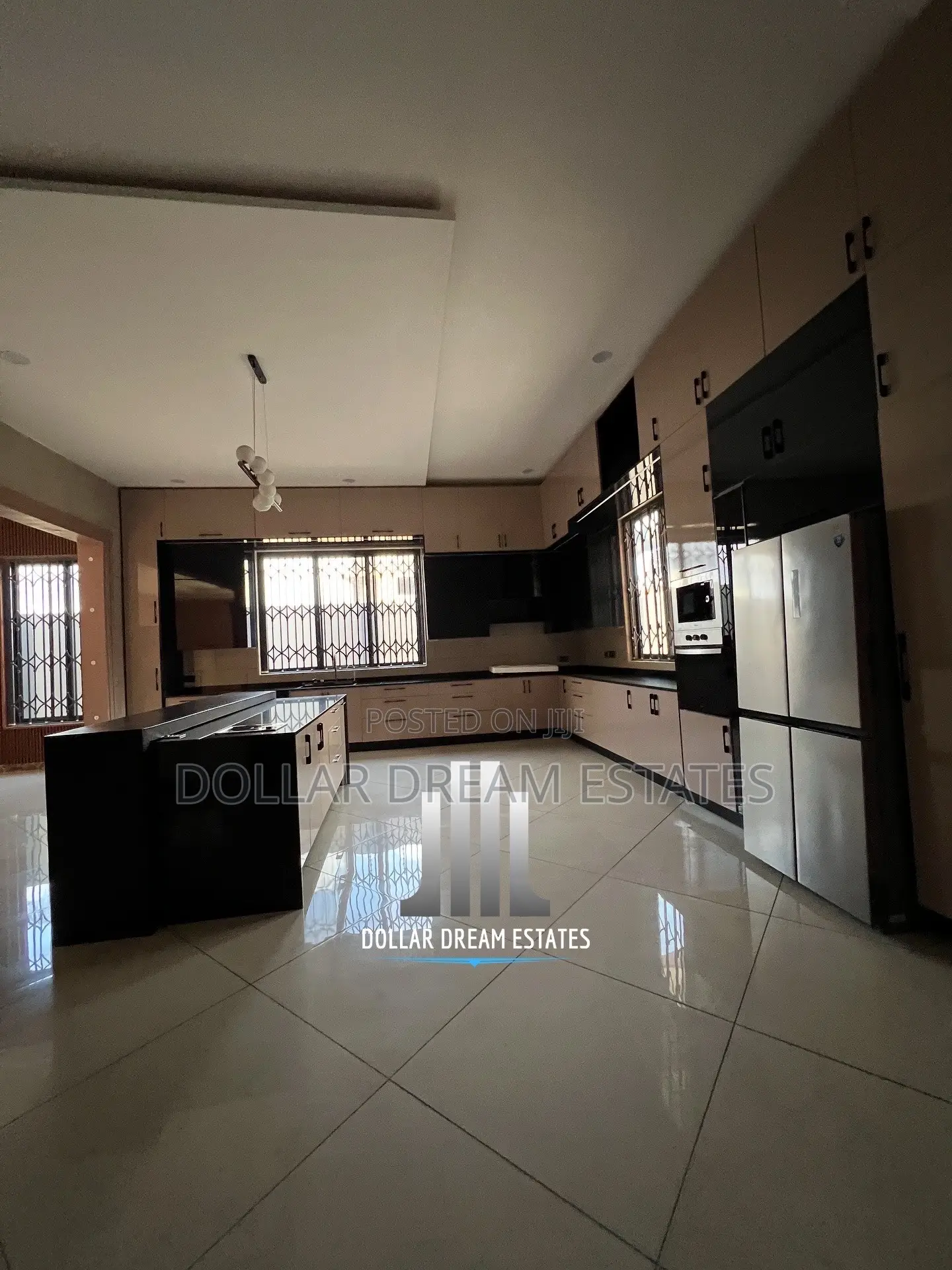 6bdrm House in Airport Residential Area for sale