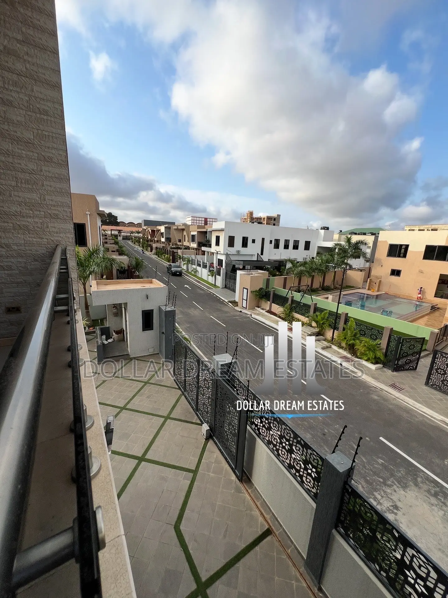 6bdrm House in Airport Residential Area for sale