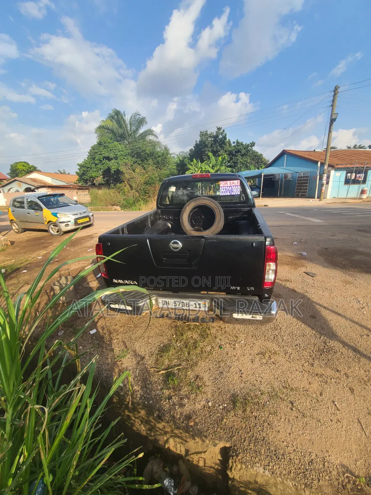 Nissan Navara 2015 Green