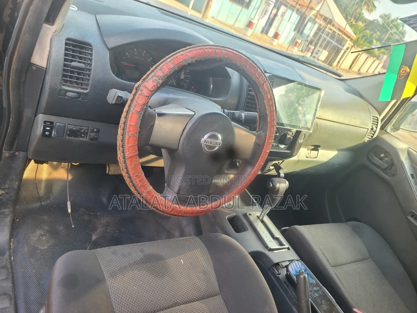 Nissan Navara 2015 Green