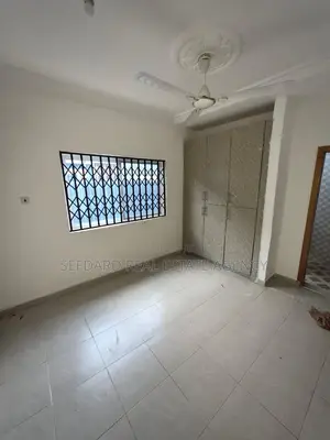 3bdrm House in Sefdard Properties, Amasaman for sale