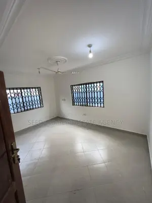 3bdrm House in Sefdard Properties, Amasaman for sale