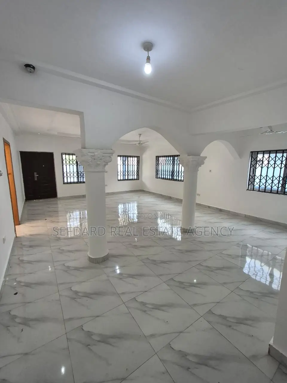 3bdrm House in Sefdard Properties, Amasaman for sale