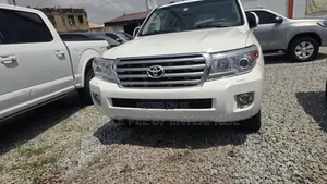 Toyota Land Cruiser 4.5 V8 DSL 2015 White