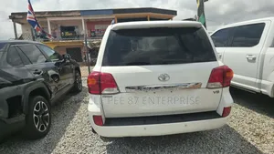 Toyota Land Cruiser 4.5 V8 DSL 2015 White