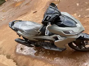 Honda NC700X 2025