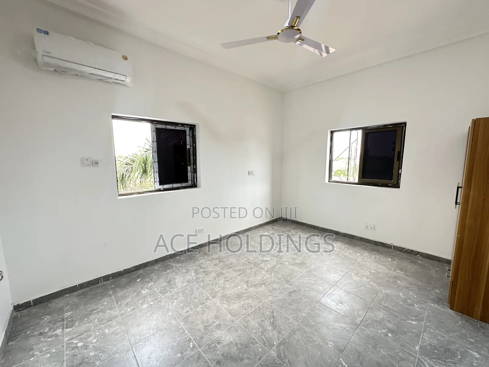 2bdrm Apartment in Lakeside for rent