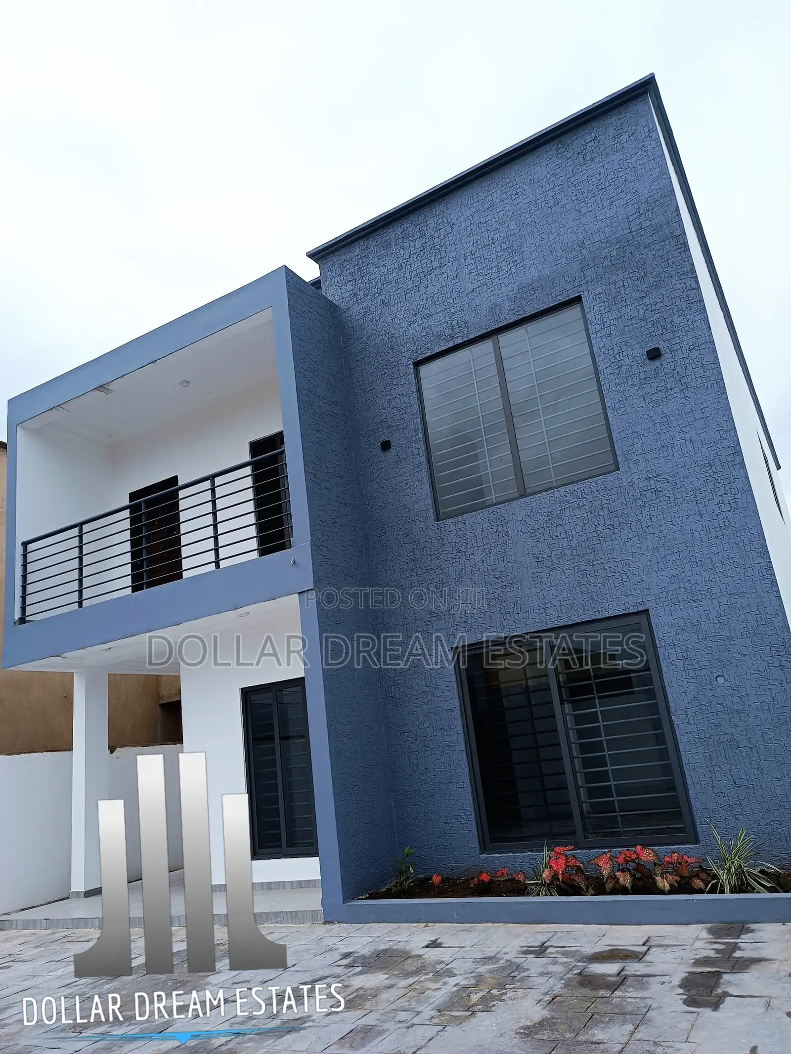 4bdrm House in Haatso for sale