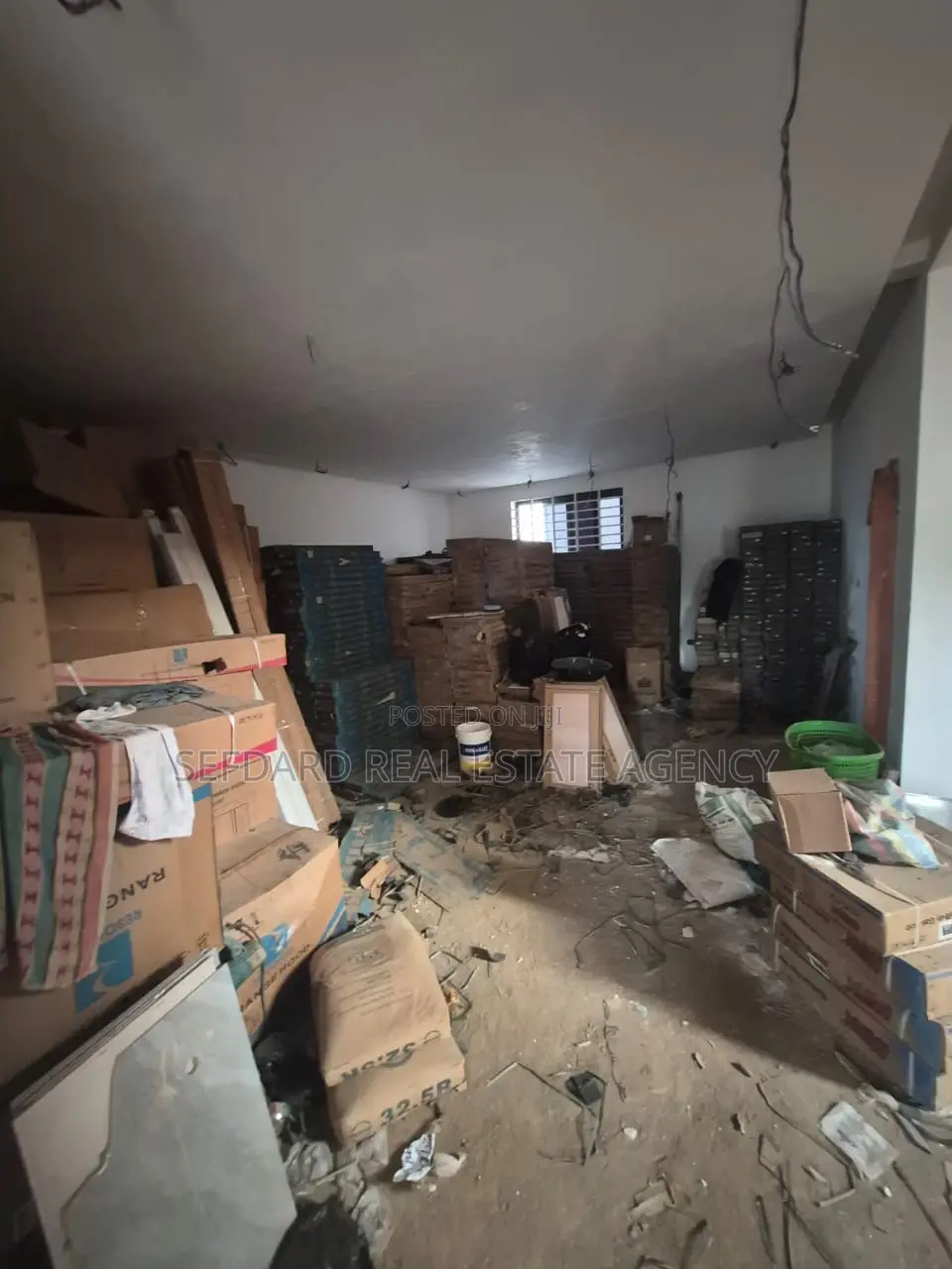 4bdrm Duplex in Sefdard Properties, Achimota for sale