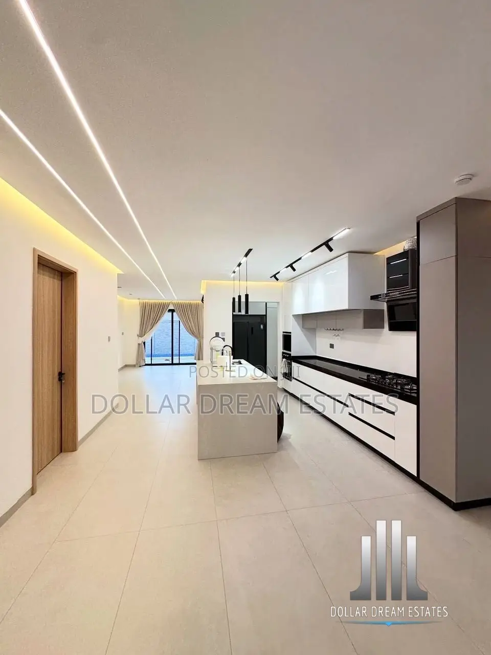 4bdrm House in Adjiriganor for sale