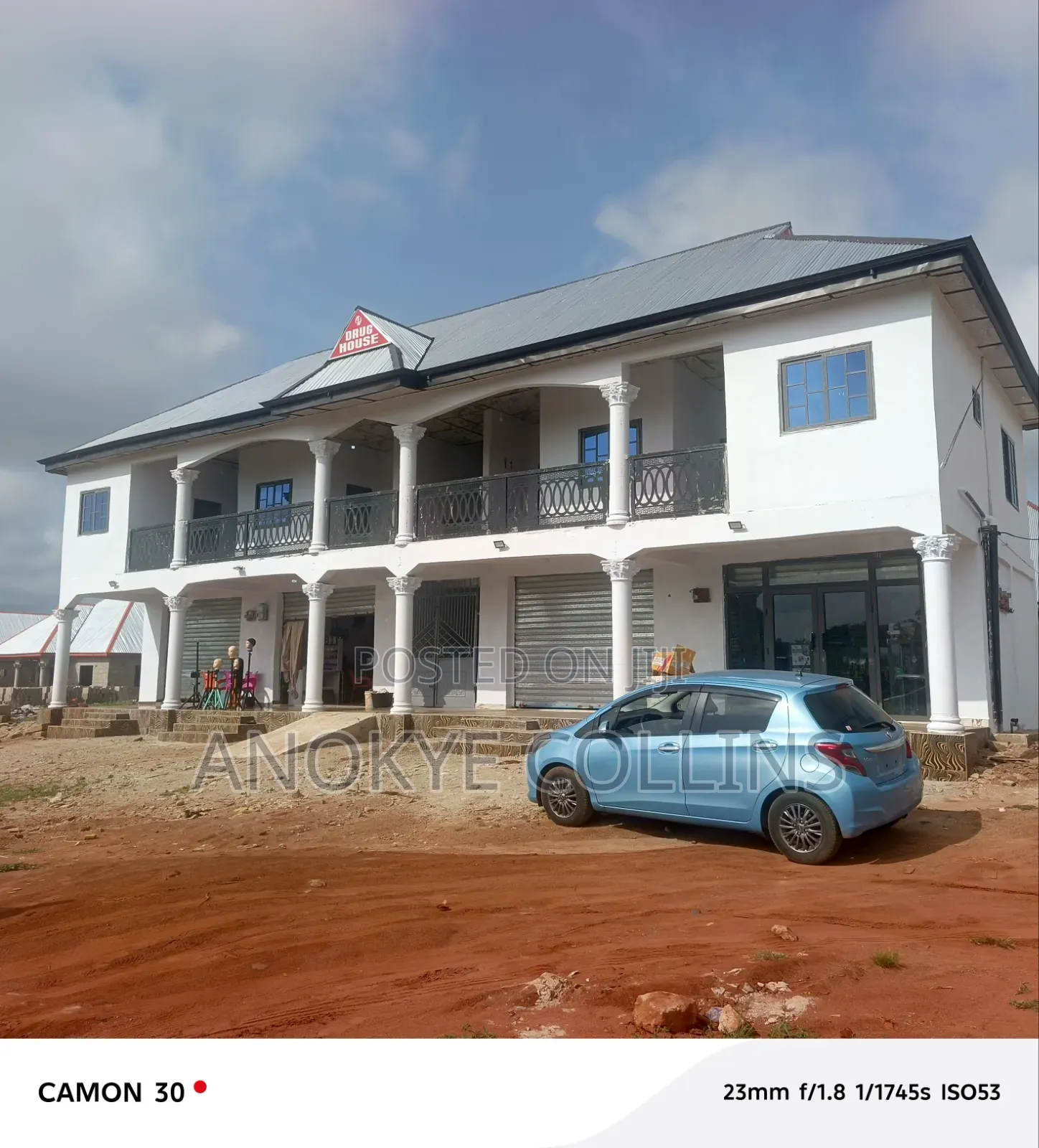 Toyota Vitz 1.0 FWD 3dr 2015 Blue